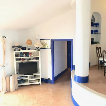 La Casa Sulla Scogliera